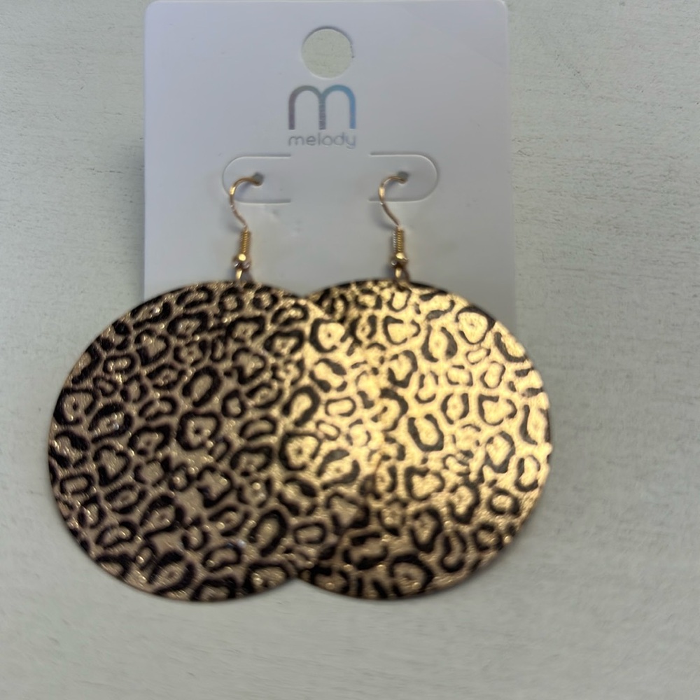 Leopard Circle